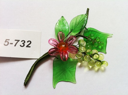 Лоза скляна з червоною квіткою, 12см