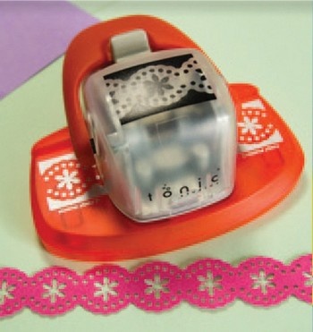 Бордюрний дірокол Tonic - Simplicity Punch Daisy Strip - 940Е