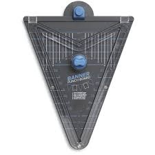 Дошка для виготовлення прапорців від We R Memory Keepers - Banner Punch Board