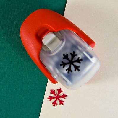 Фигурный дырокол Tonic Studios - Снежинка 958Е