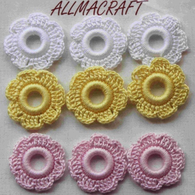 Вʼязаний мотив від Allmacraft - квіточки у Набірі, білий-жувальний, 2.5см, 9 шт.