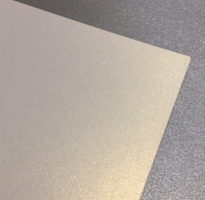 Картон с металлизированным эффектом Super Star шампань,  18,8х30см, 250гр/м.кв