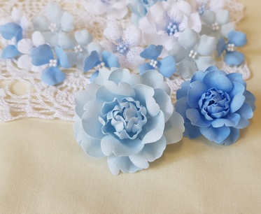 Набір квітів з тканини (18 шт.), блакитний, 2,5 см - 5 см