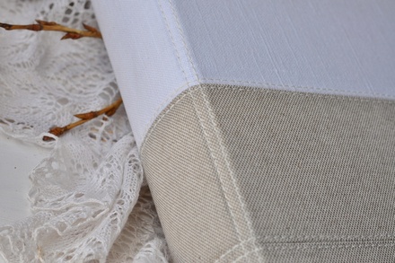 Альбом от Светланы Ковтун в классическом переплете с тканевым покрытием, лен комбинир. гориз. пес.-серый и белый, 30х30 см, 5 разворотов, расст. 7 мм