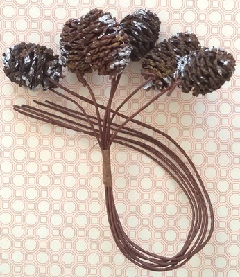 Шишечки с блестками, серебристые, 6 шт.