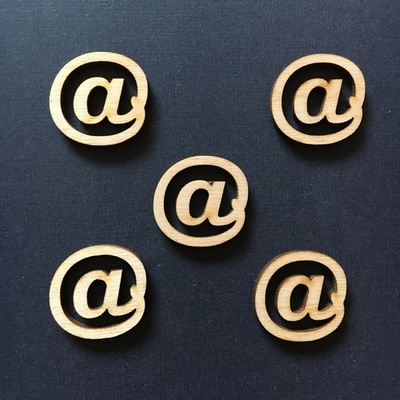 Деревʼяна фігурка WOOD-122 - знак @, 1 штука