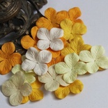 Гортензія, мікс кольорів: жовтий, 3,2см, 20 шт.