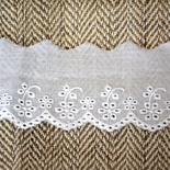 Мереживо шиття, колір білий натуральний, 100% бавовна, ширина 5см, довжина 45см