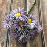 Хризантеми, біло-бузкові, діаметр 20-25мм, стебел 10 см, 10 шт.