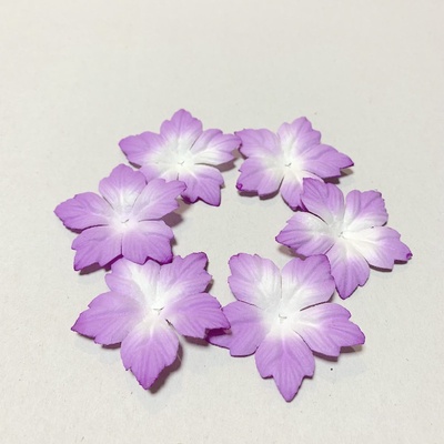 Бузкові квіти з гострими пелюстками, 20 шт.