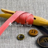 Стрічка American Crafts двостороння у ромбики, синьо - цегляна, ширина 9,5мм, 90 см