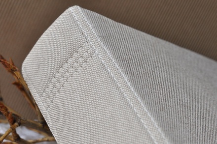 Альбом от Светланы Ковтун в классическом переплете с тканевым покрытием, лен комбинир. вертик. молочный и пес.-серый, 30х30 см, 5 разворотов, расст. 7 мм