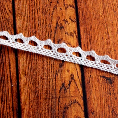 Мереживо зубчики, бавовняне, колір білий, ширина 12 мм, 90 см