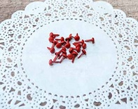 Набор брадсов от ScrapBerry's, красные, 8х4,5 мм, 25 шт