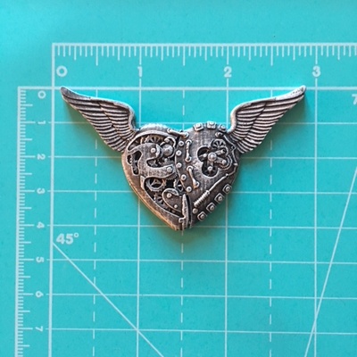 Гіпсова прикраса від E.B.А - "Механічне серце в стилі "стімпанк" з патинуванням, 7см