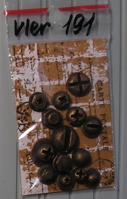 Пластиковые украшения, набор болтиков под металл от Е.В.A