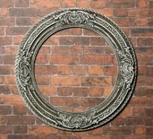 Гіпсова кругла рамочка з патинуванням від E.В.А., 7.2см