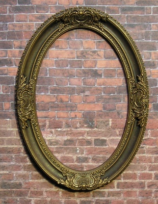 Гіпсова овальна рамка під бронзу від E.В.A., 12. x8.7 см