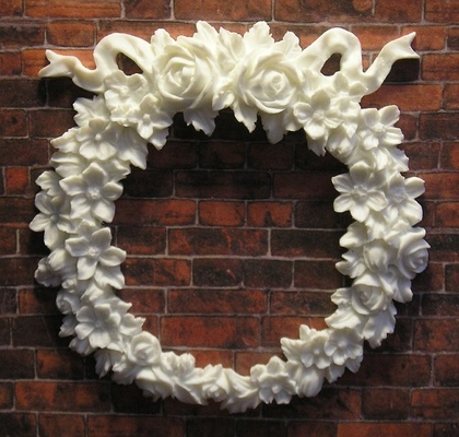 Пластикова рамка від E.В.А. - Вінок в квітах, 7x7 см