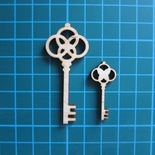 Дерев’яна вирубка від Вензелик - Два ключі, розмір: 58*32 мм