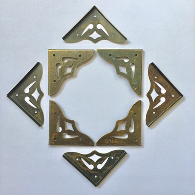 Набор накладных металлических уголков, цвет старая латунь, 35х5мм, 4 шт.