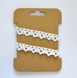 Мереживна стрічка бавовняна від ScrapBerryʼs, біла. Розміри: 1,5см х 2м