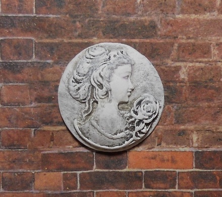 Гіпсова камея з патинуванням "Дама з трояндою" від E.В.А, 2,8 см