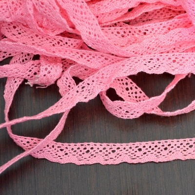 Мереживо бавовняне, в’язане, колір рожевий, ширина 1.2см, довжина 90 см