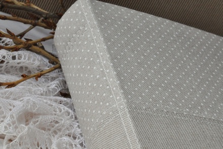 Альбом от Светланы Ковтун в класс. переплете с ткан. покрытием, лен комбинир. гориз. пес.-серый гор. и пес.-серый, 20х20 см, 5 разворотов, расст. 7 мм