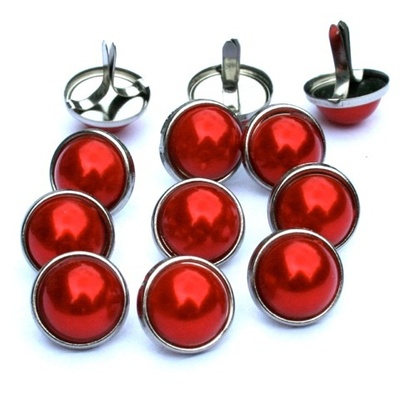 Набір брадсів Eyelet Outlet - Pearl Brads Red/Silver, колір червоний, у срібній оправі, 12 мм, 10 штук
